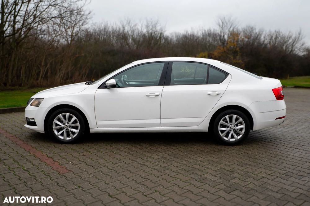 Skoda Octavia - 4