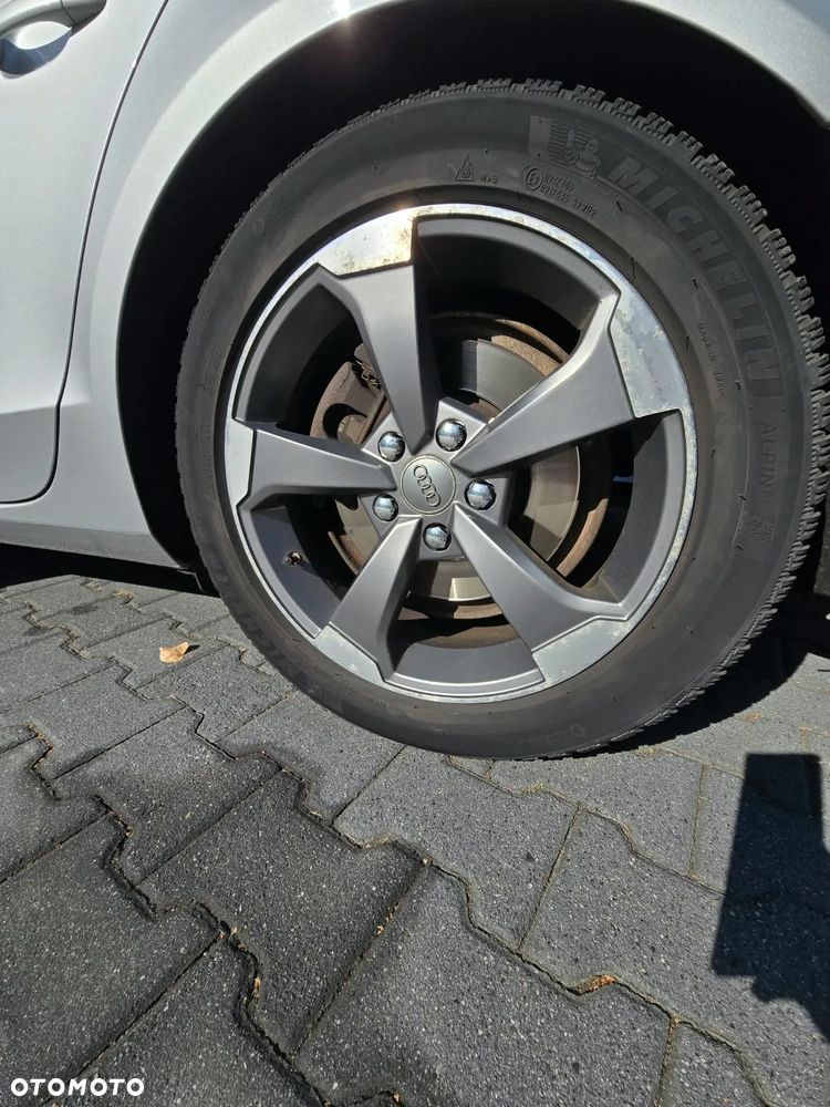Audi A4 Avant - 19