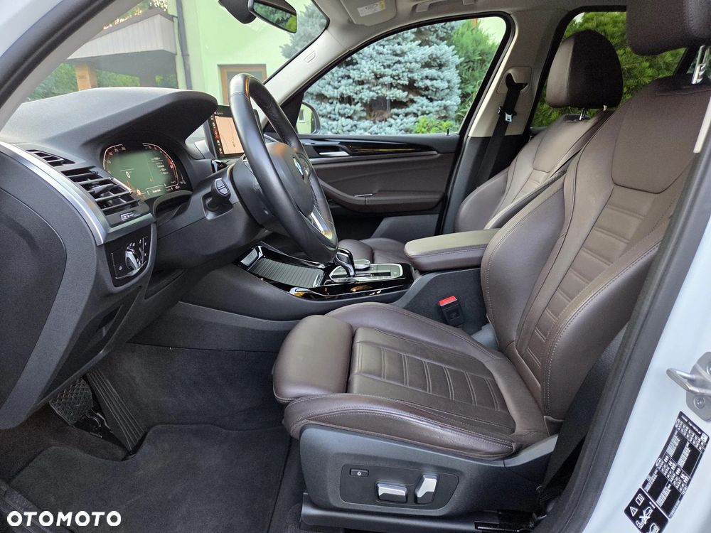 BMW X3 xDrive20d MHEV Luxury Line - 23