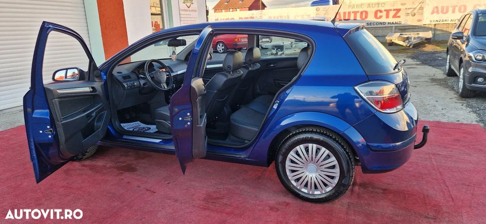 Opel Astra 1.6 Essentia - 17