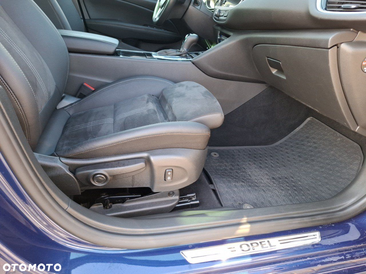Opel Insignia 2.0 T Ultimate S&S - 23