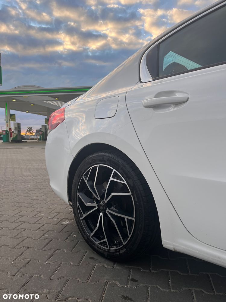 Peugeot 508 1.6 e-HDi Active S&S - 3