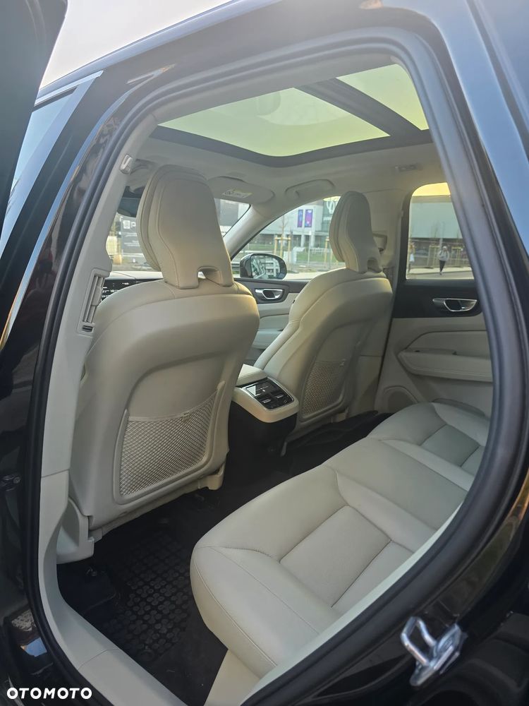 Volvo XC 60 B4 D AWD Inscription - 8