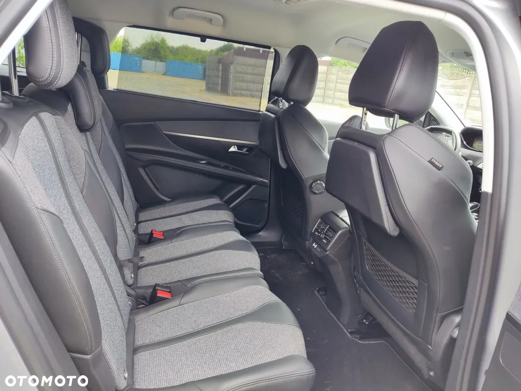 Peugeot 5008 1.5 BlueHDI Allure S&S EAT8 - 4