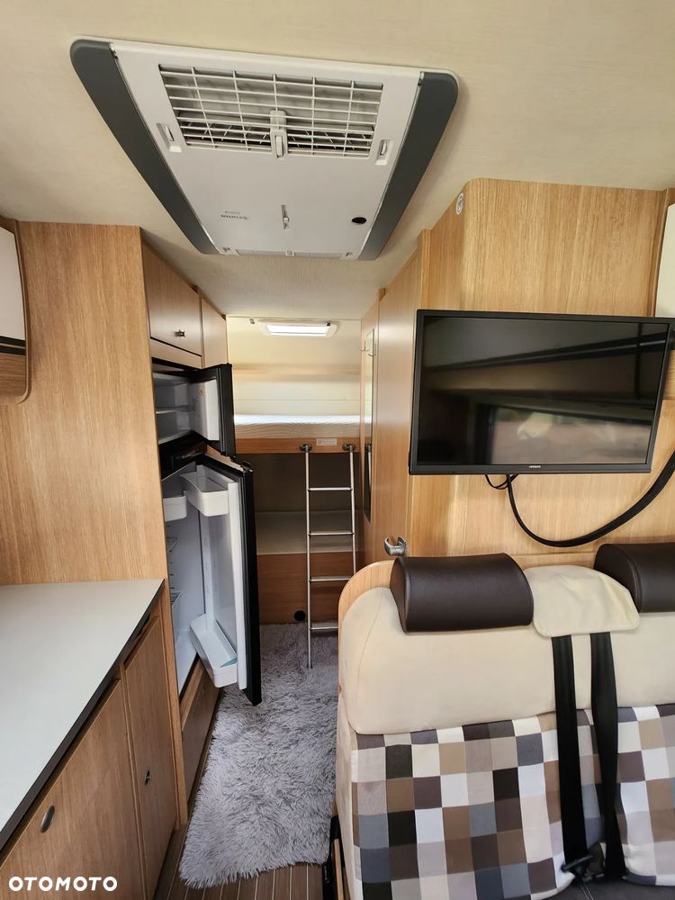 Fiat Capron A68 - 16