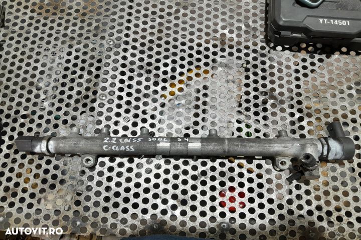 Rampa injectoare 2.2 CDI 0445214038 A6110700395 Mercedes-Benz C-Class - 1