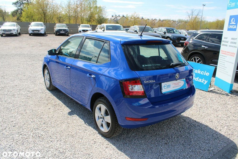 Skoda Fabia - 8