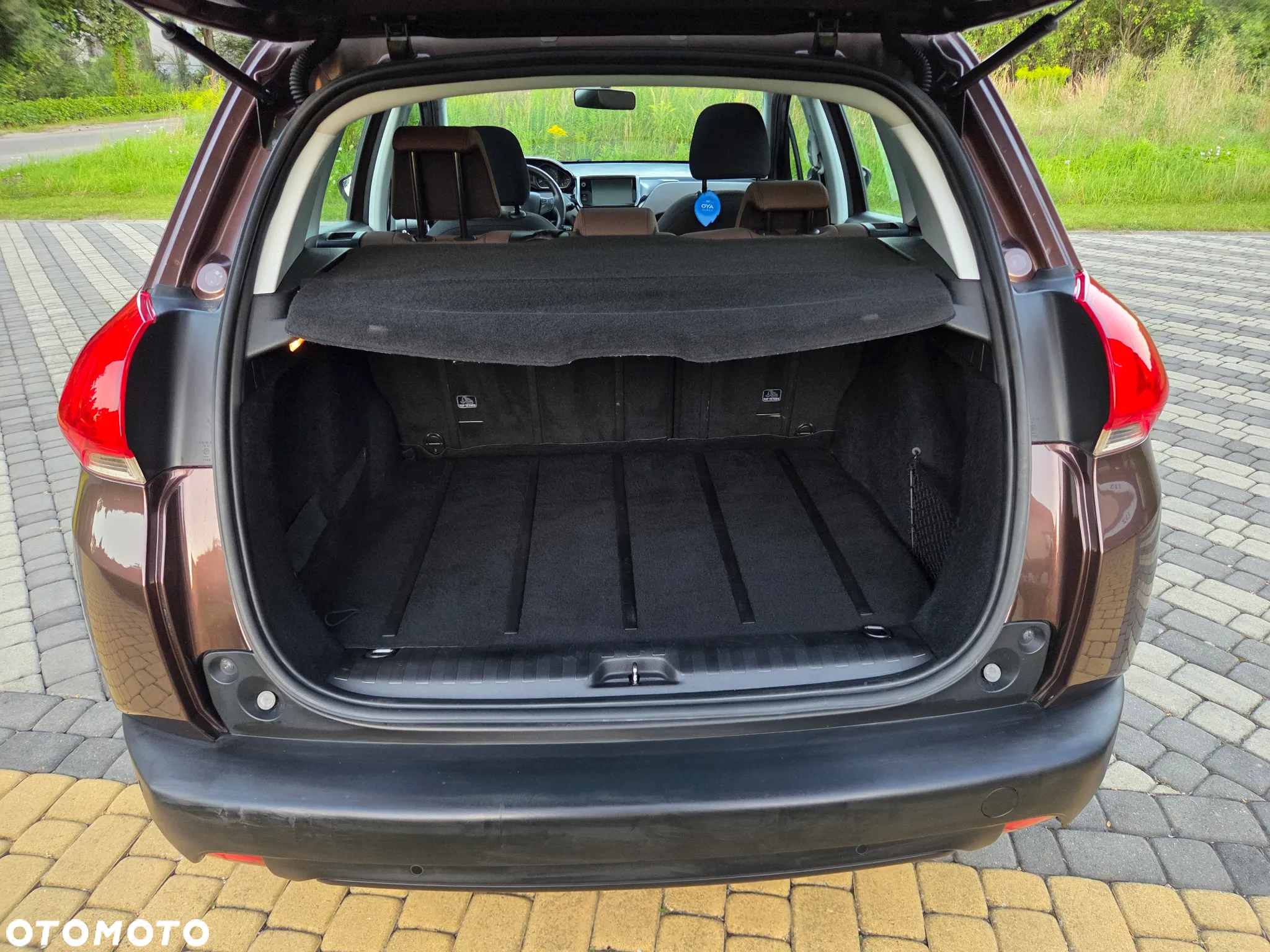 Peugeot 2008 e-HDi FAP 92 STOP & START Allure - 33