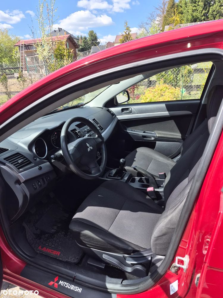 Mitsubishi Lancer 1.6 Inform - 8