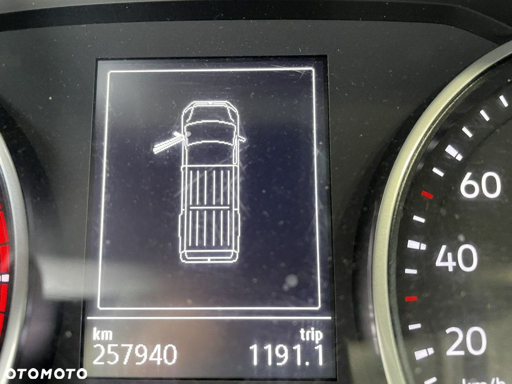 Volkswagen Crafter - 13