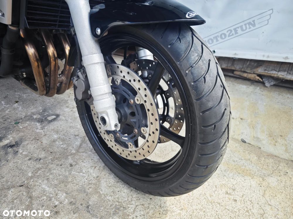 Yamaha FZ6 - 8