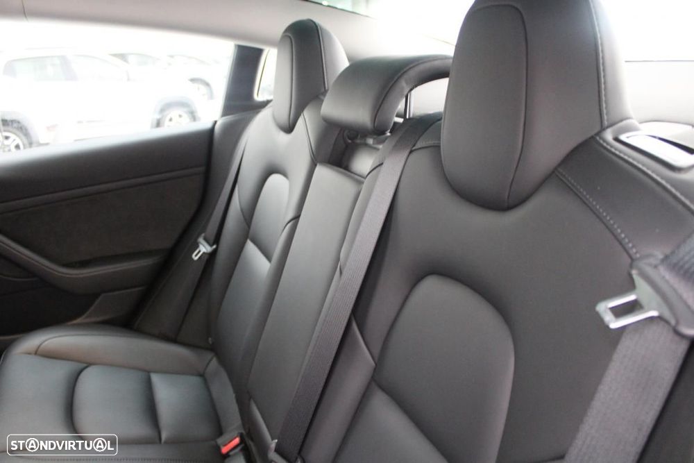 Tesla Model 3 Standard Range Plus RWD - 14