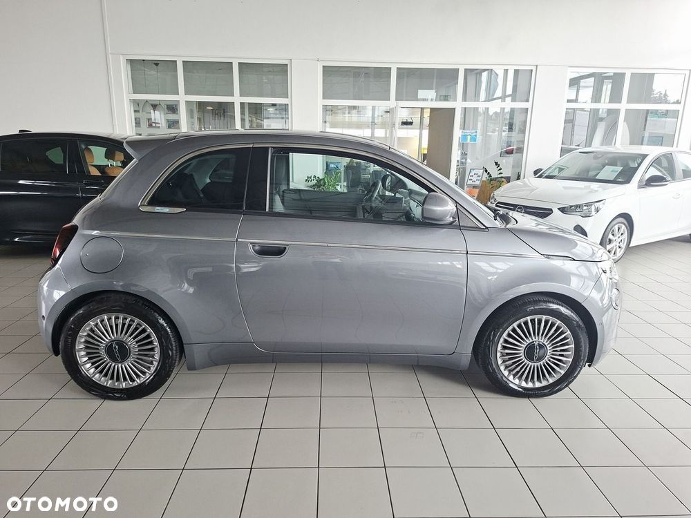 Fiat 500e - 8