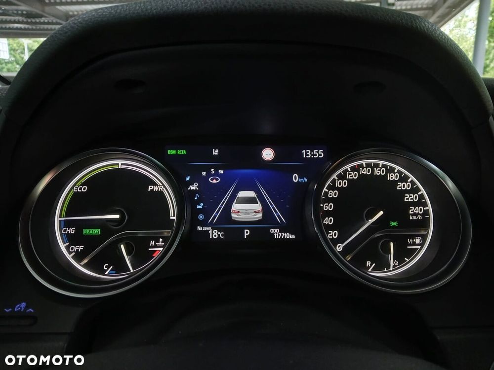 Toyota Camry - 31