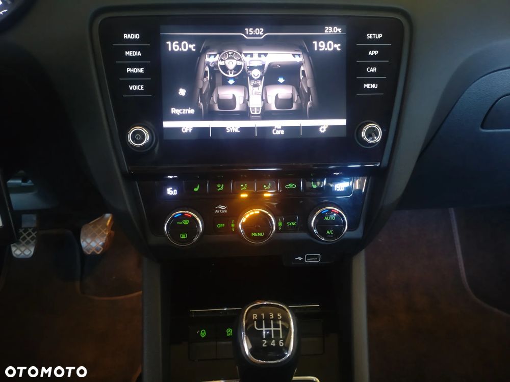 Skoda Octavia 2.0 TDI Style - 15