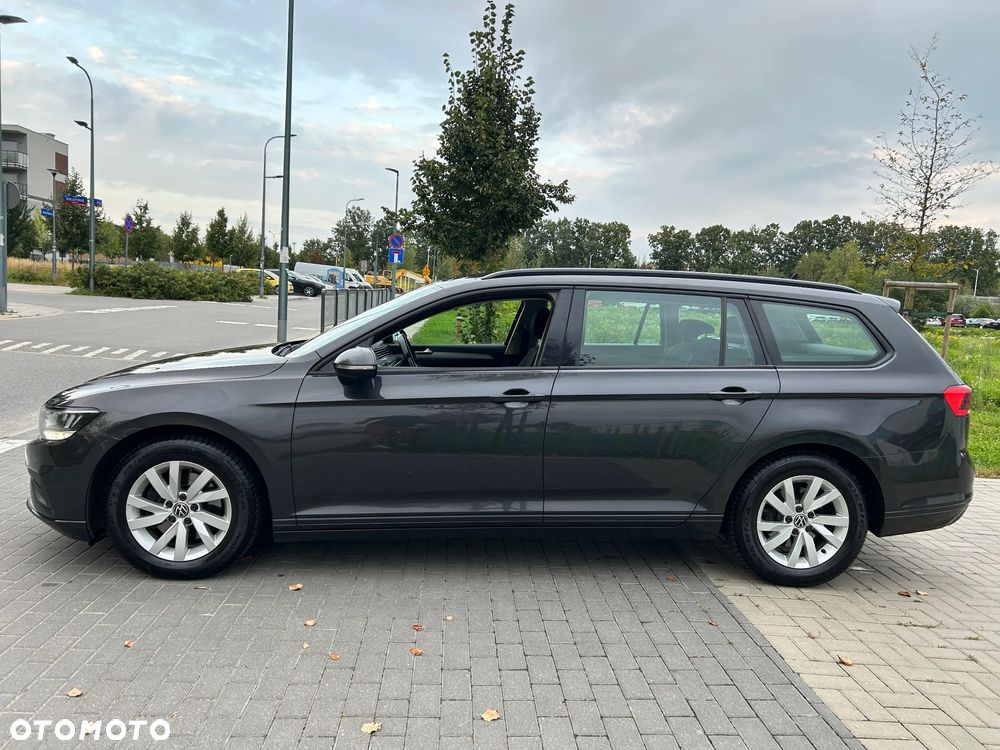 Volkswagen Passat 2021 photo 2