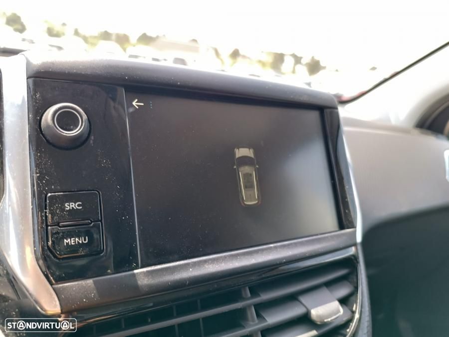 Peugeot 2008 1.5 BlueHDi Signature - 16