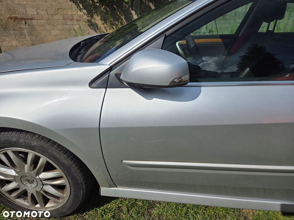 Renault Laguna 2.0 dCi Initiale - 11