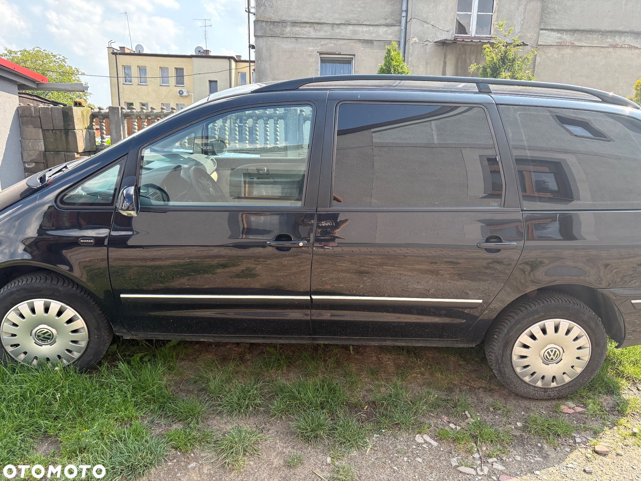 Volkswagen Sharan 2.0 TDI Basis - 1