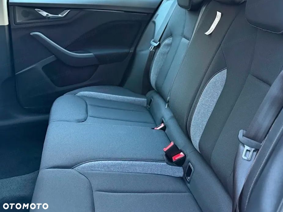 Skoda Kamiq 1.5 TSI Edition 130 DSG - 10