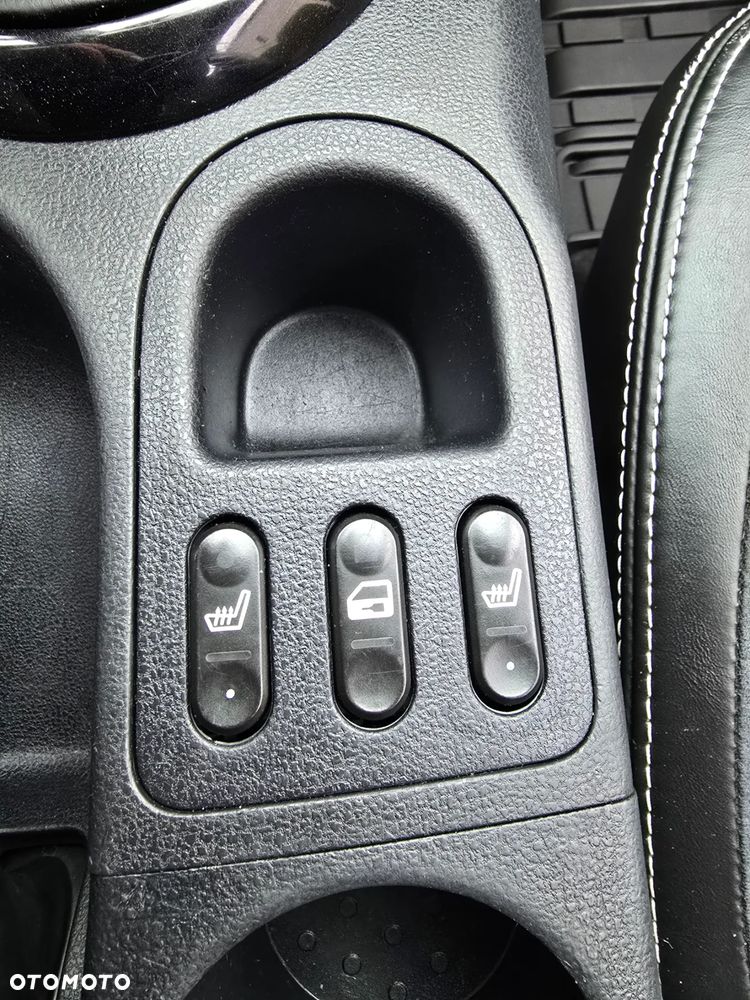 Nissan Qashqai+2 1.6 dCi Acenta S&S - 18