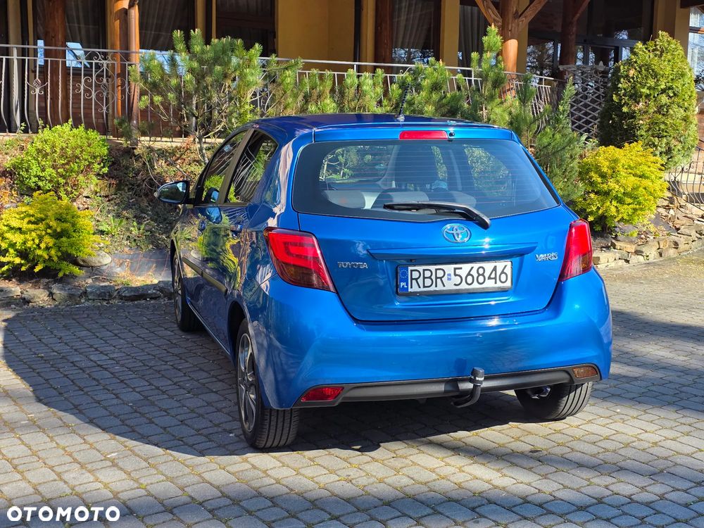 Toyota Yaris 1.33 VVT-i Executive - 31