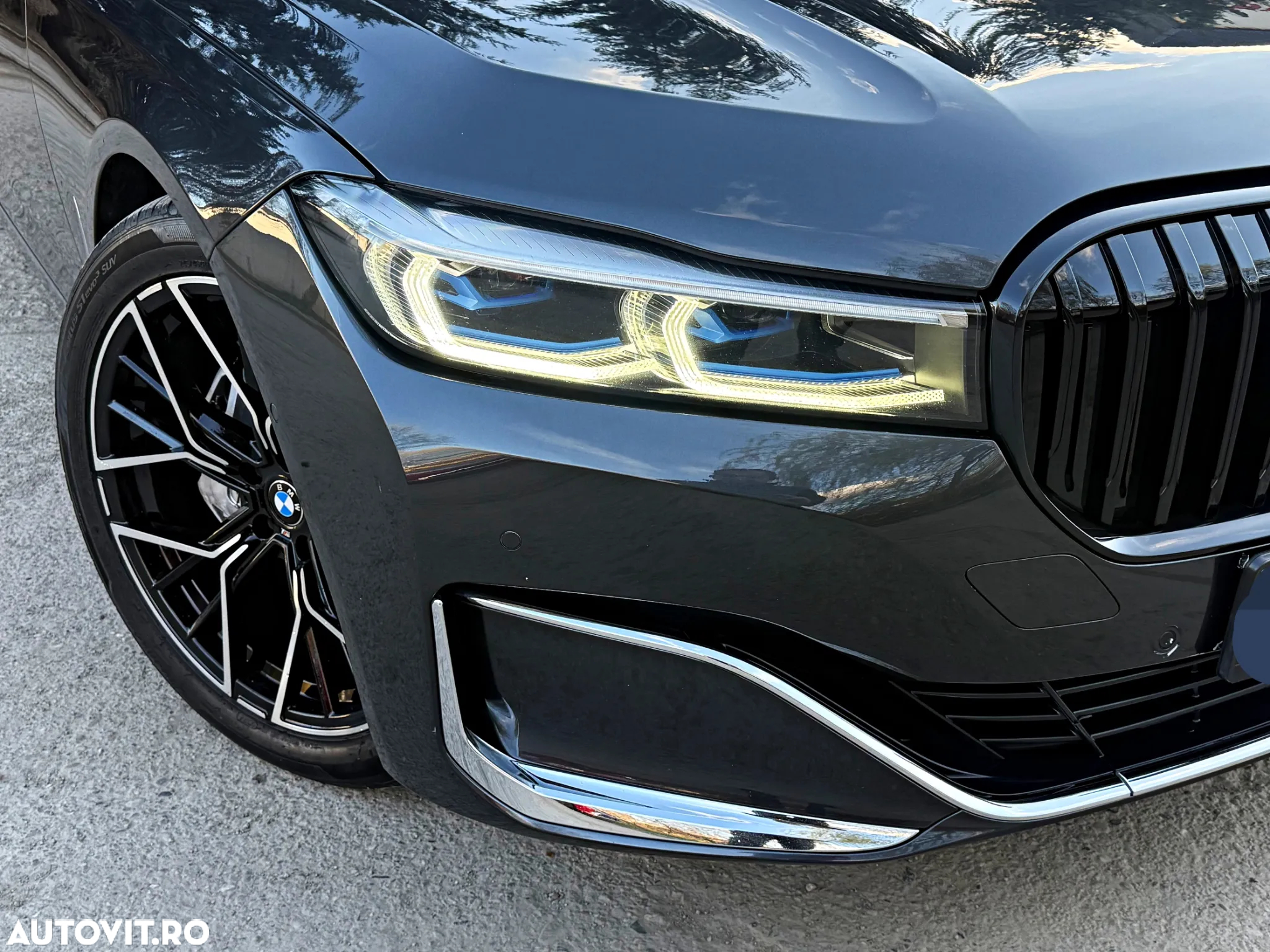 BMW Seria 7 730d MHEV - 9