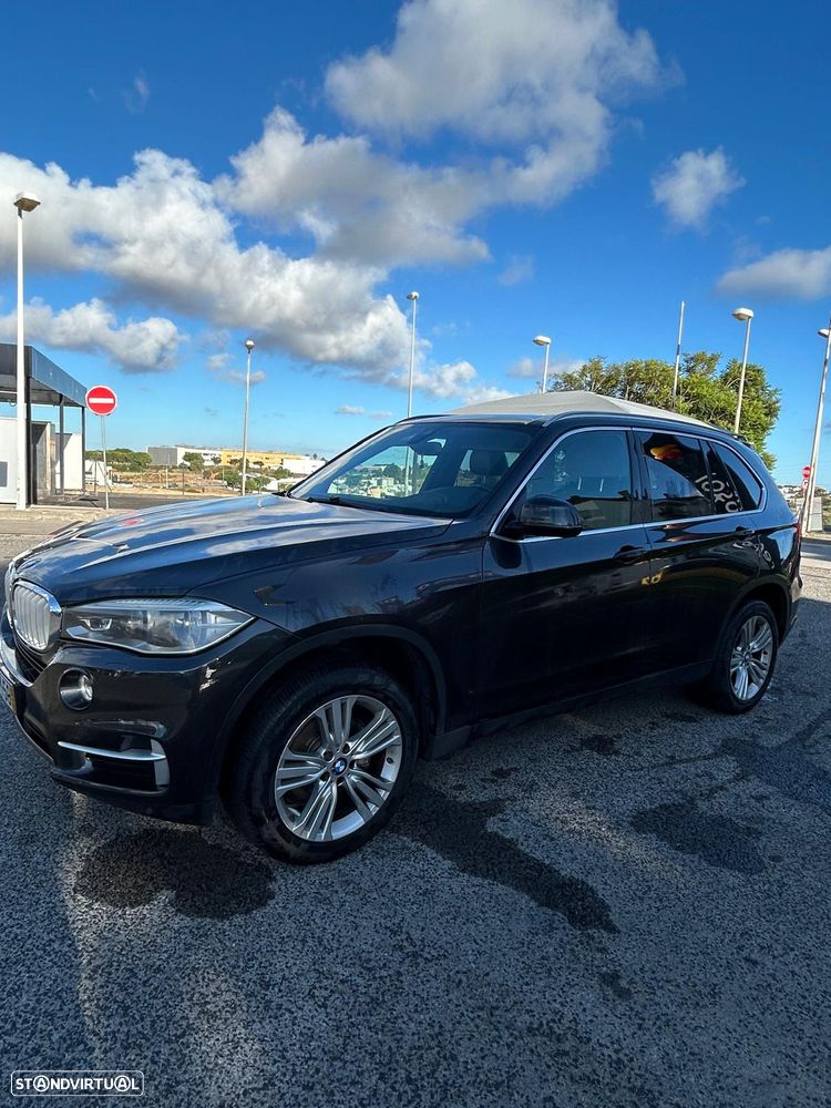 BMW X5 25 d sDrive Comfort 7L — fotografia 31