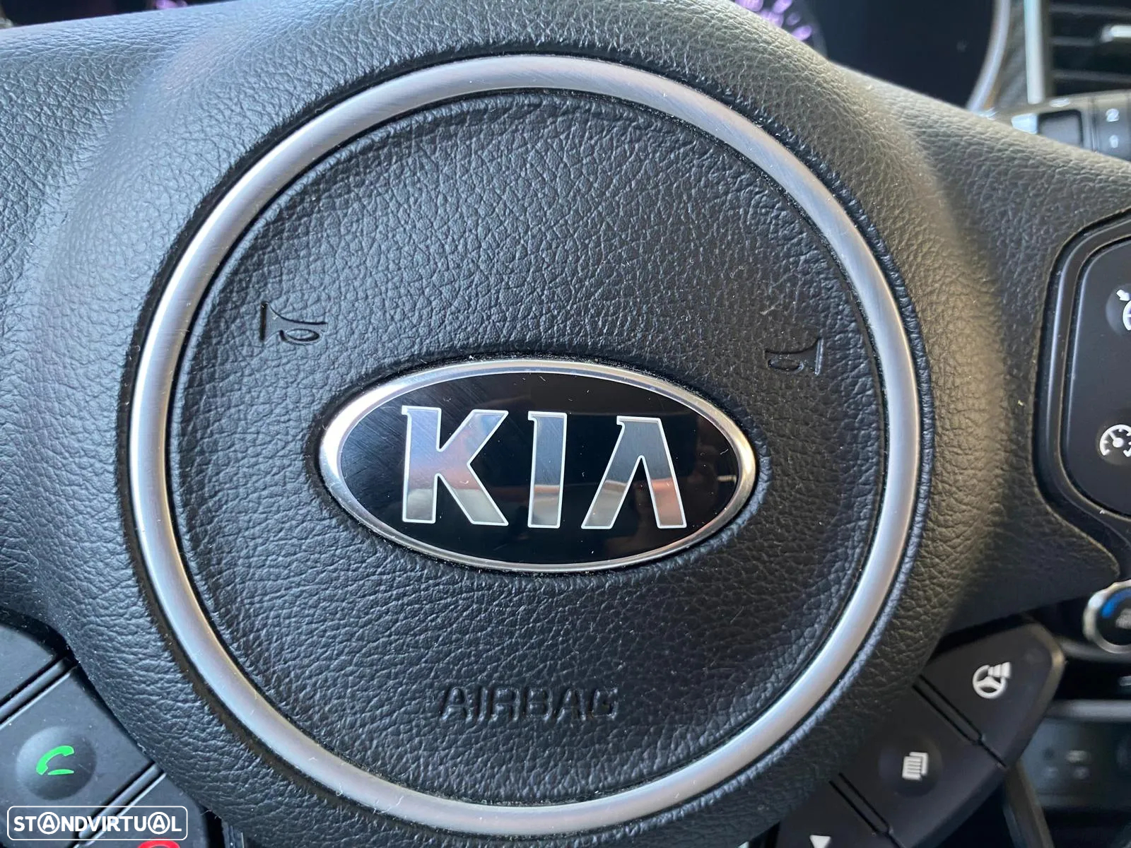 Kia Carens 1.7 CRDi ISG TX - 18