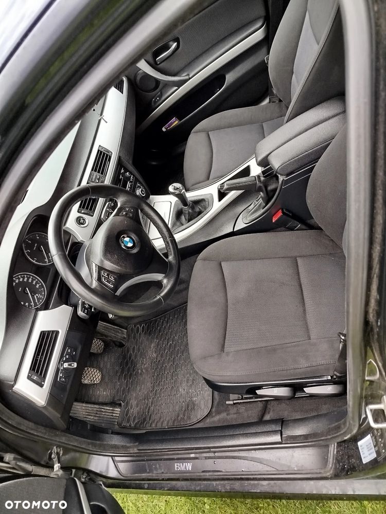 BMW Seria 3 320d - 7