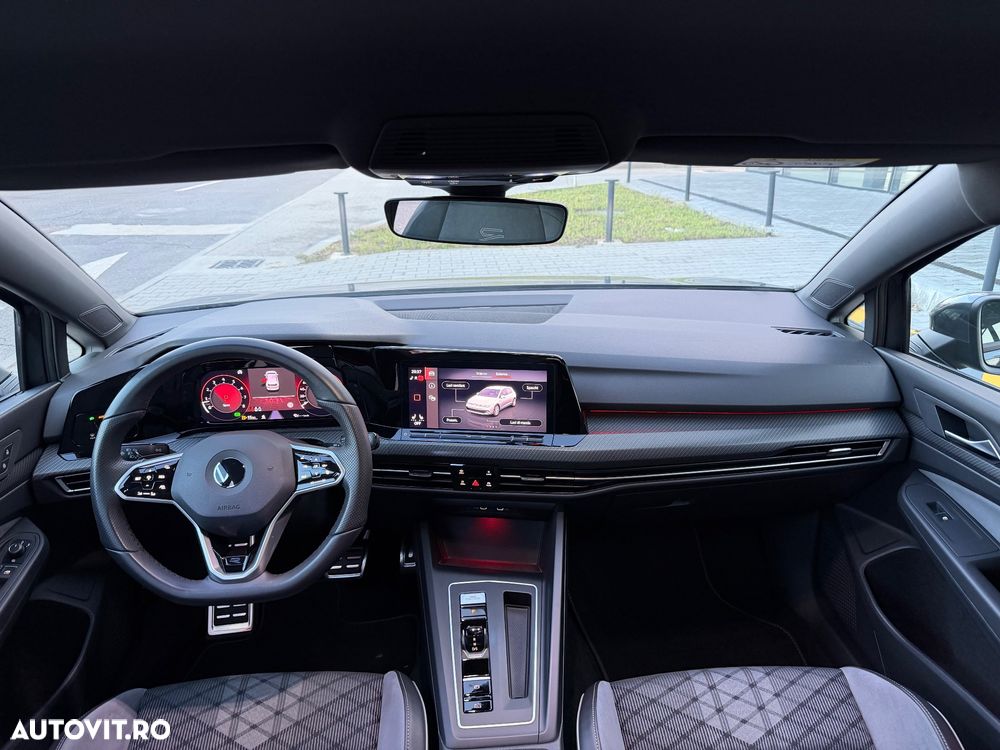 Volkswagen Golf 1.5 eTSI MHEV 150CP DSG R-Line - 17