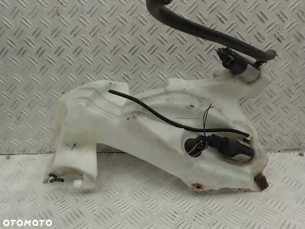 AUDI A4 B7 ZBIORNIK SPRYSKIWACZY 8E0955451AR - 2