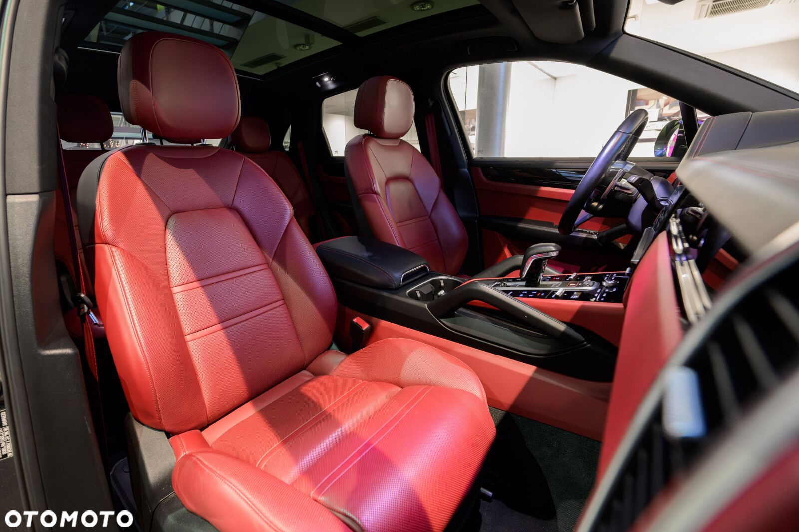 Porsche Cayenne - 16