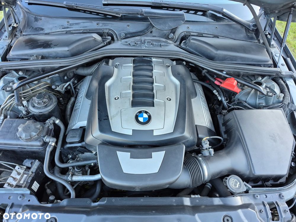 BMW Seria 5 540i - 21