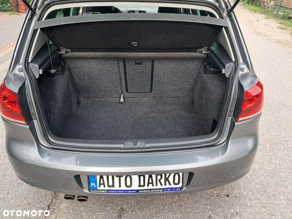 Volkswagen Golf 2.0 TDI DPF Highline - 9