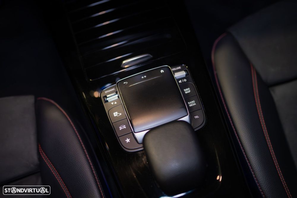 Mercedes-Benz CLA 250 e 8G-DCT AMG Line - 35