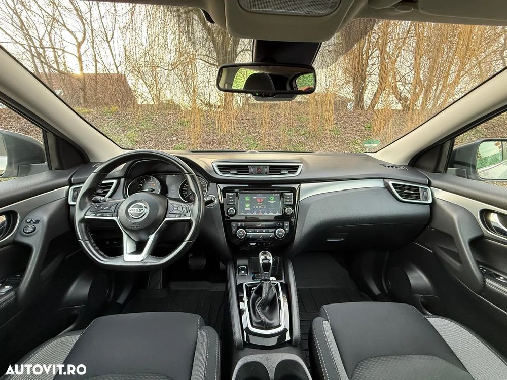 Nissan Qashqai 1.3 DIG-T DCT TEKNA - 23