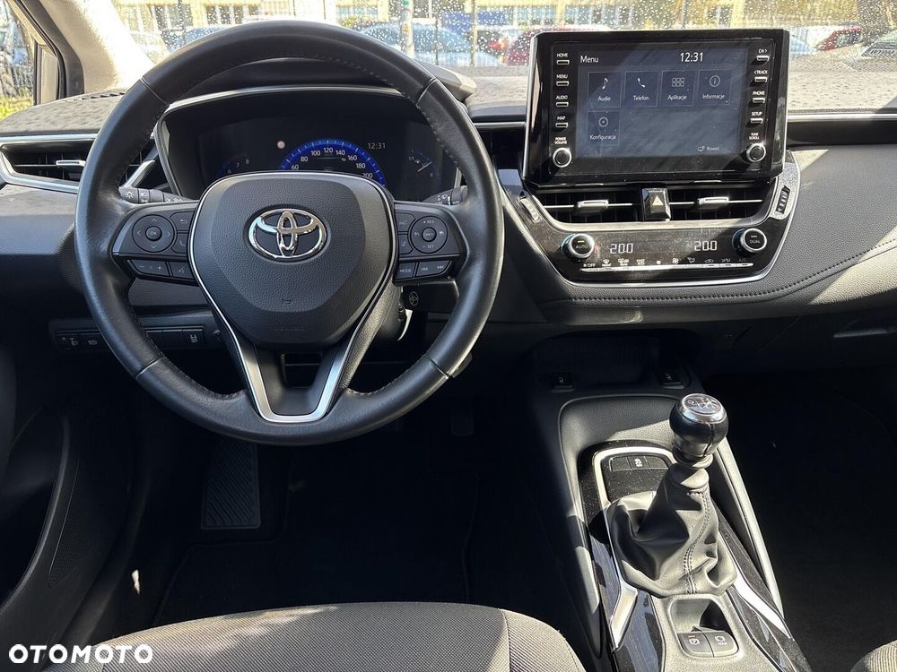 Toyota Corolla - 11