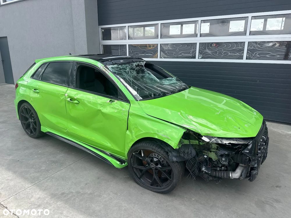 Audi RS3 Sportback TFSI Quattro S tronic - 4