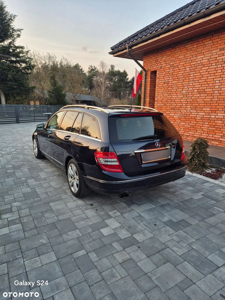 Mercedes-Benz Klasa C 180 BlueEFFICIENCY Elegance - 3