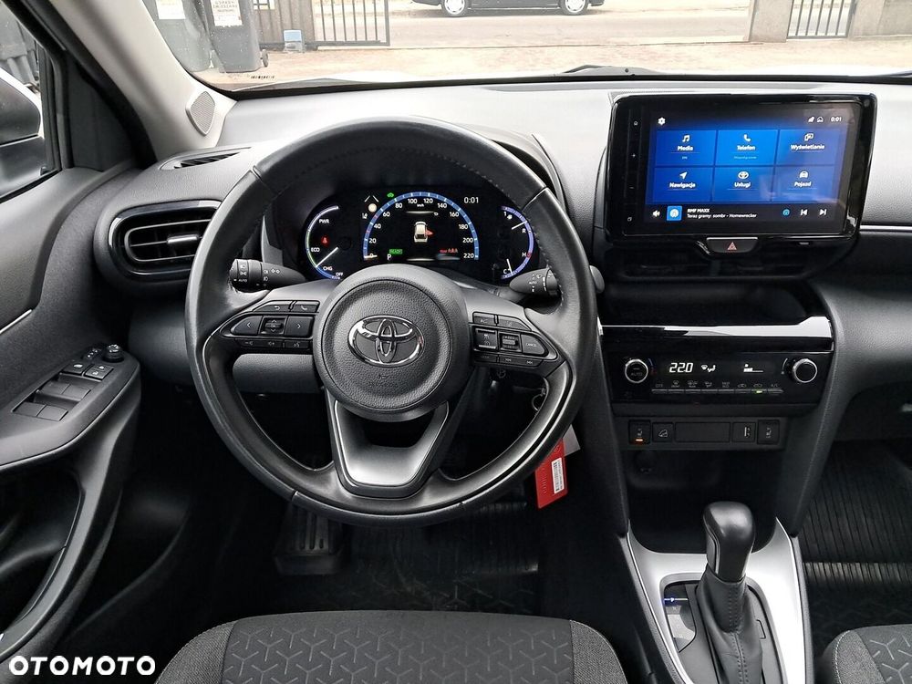 Toyota Yaris Cross Hybrid 1.5 Comfort 4x4 - 16