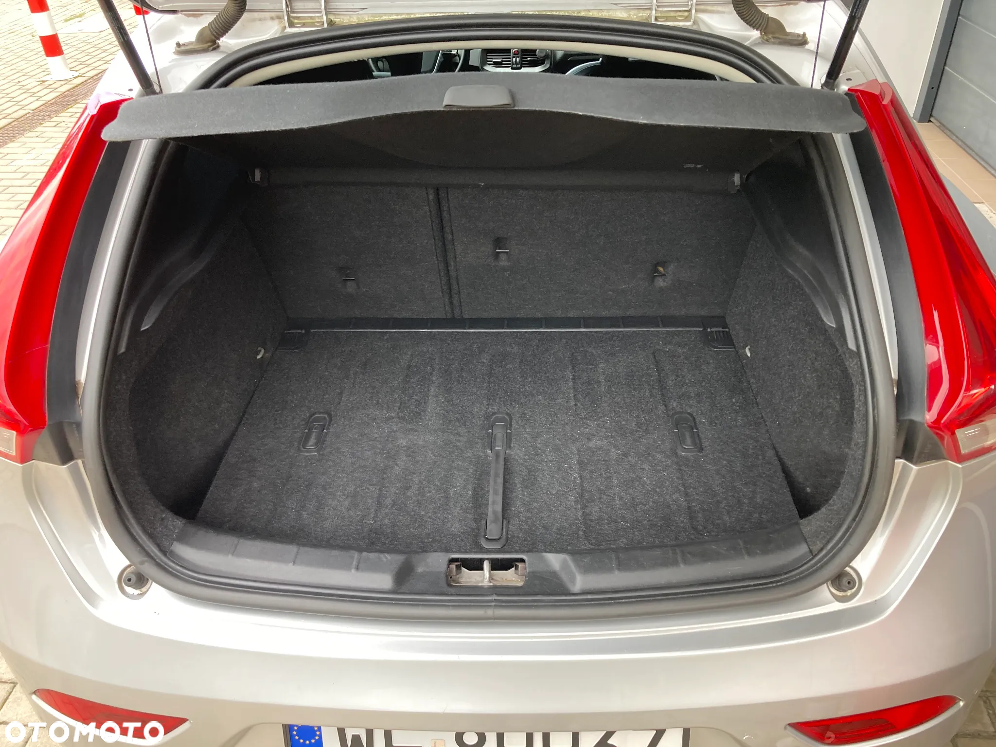 Volvo V40 D2 Geartronic Summum - 10