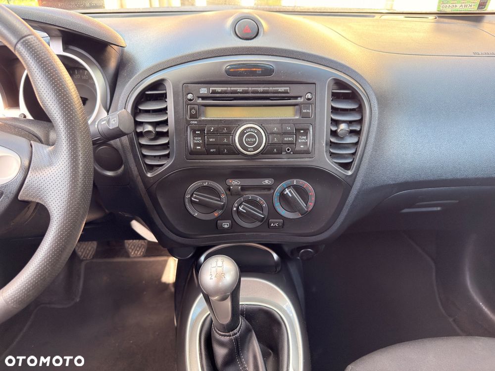 Nissan Juke 1.6 Visia - 12