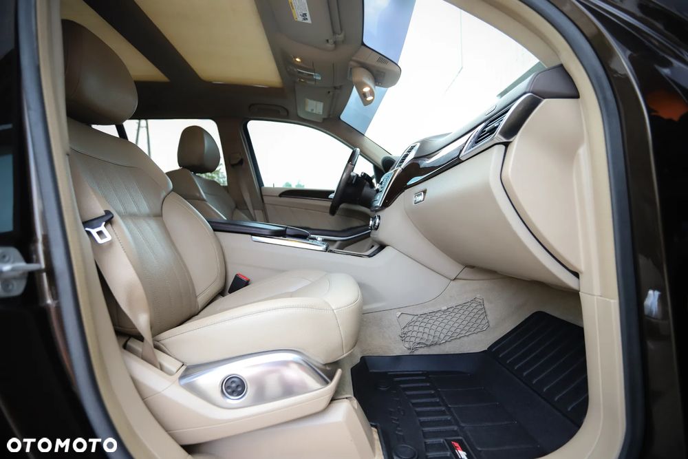 Mercedes-Benz GL 450 4Matic 7G-TRONIC - 11