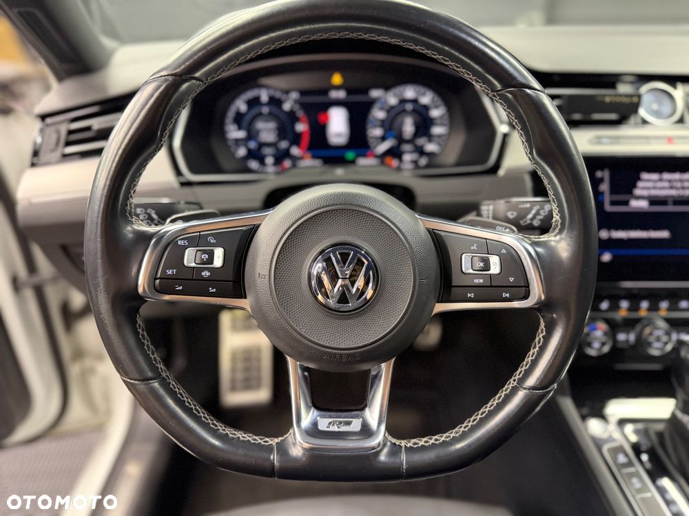 Volkswagen Passat 2.0 TDI BMT SCR 4Mot Highline DSG7 - 11