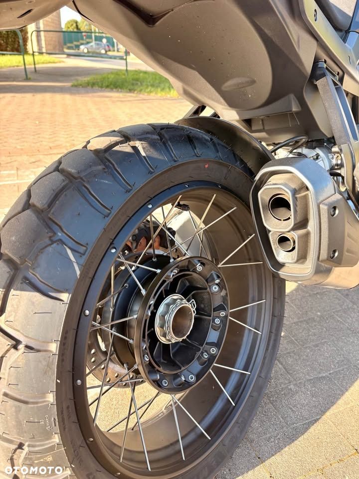 Moto Guzzi Stelvio - 7