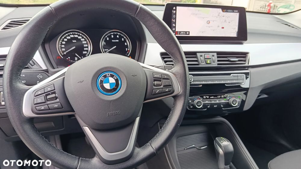 BMW X1 xDrive25e Advantage - 9
