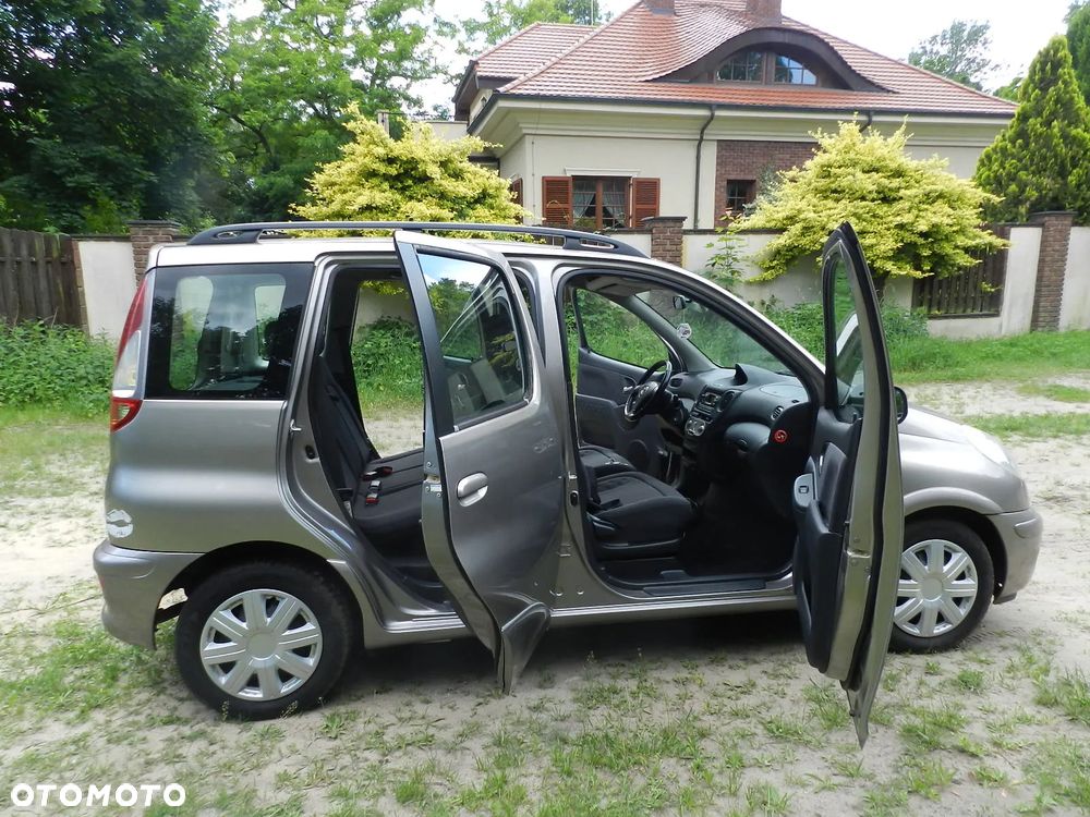Toyota Yaris Verso 1.3 Automatik Sol - 10