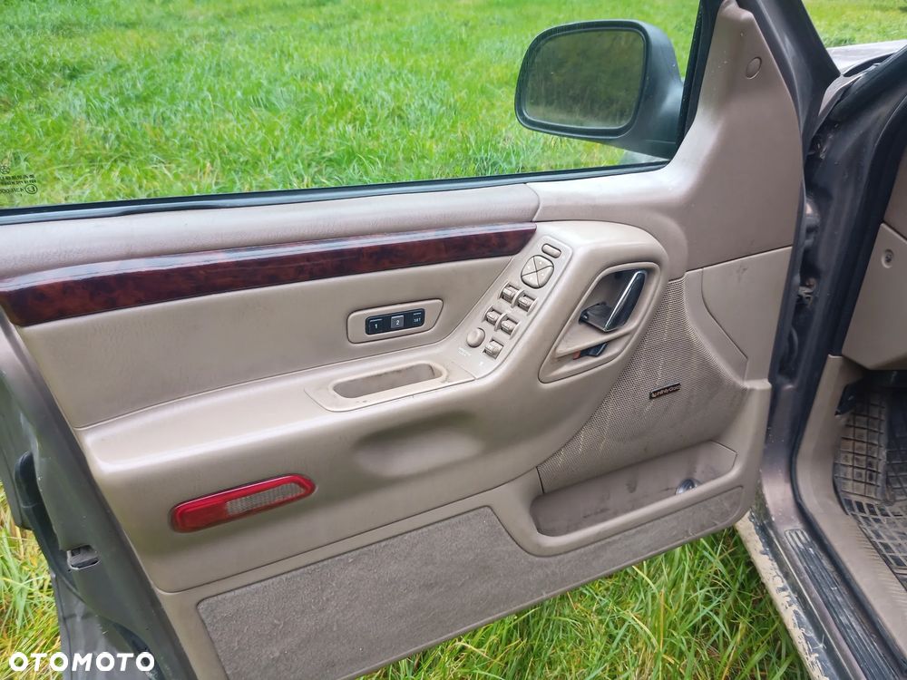 Jeep Grand Cherokee 4.7 Limited - 19