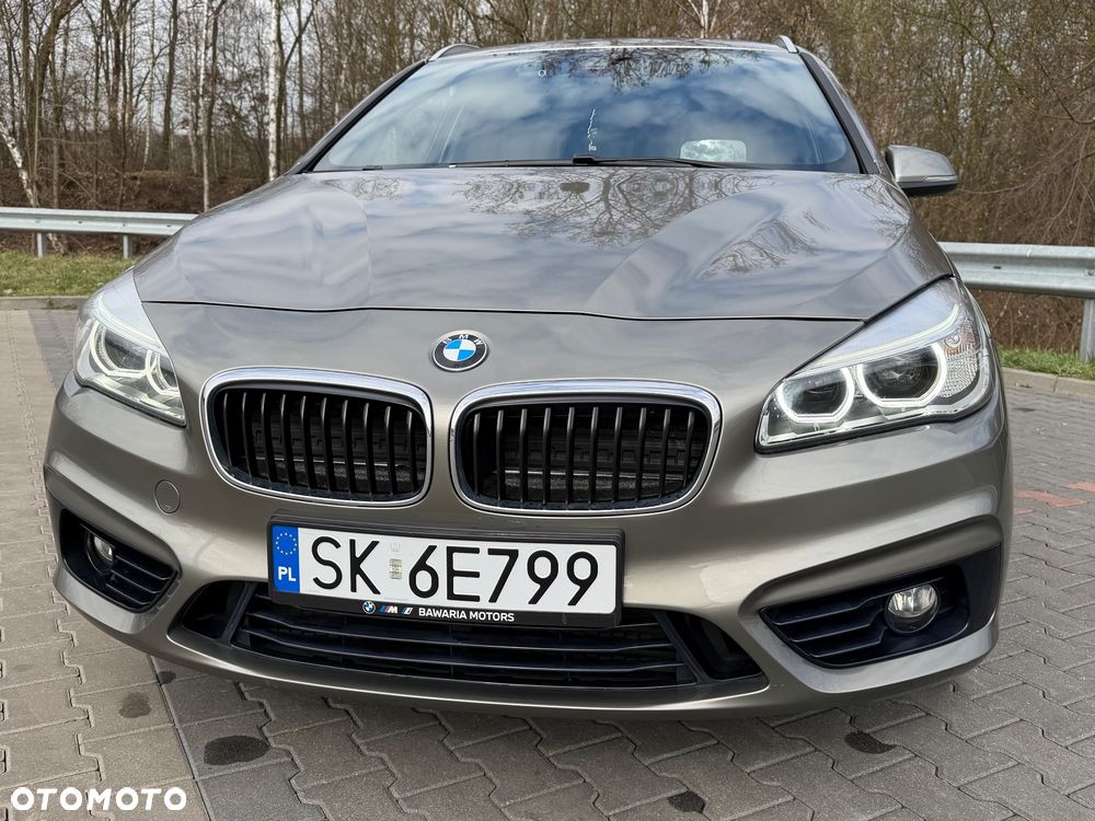 BMW Seria 2 218d xDrive Sport Line sport - 5